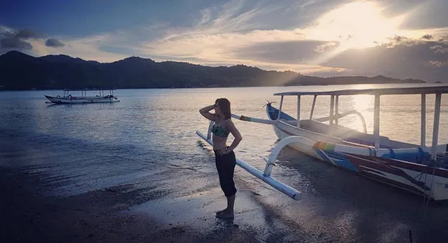 Liburan Wulan Guritno