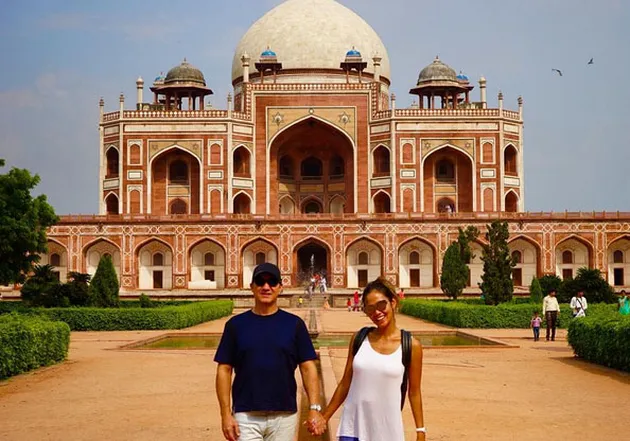 Shanty Paredes di India