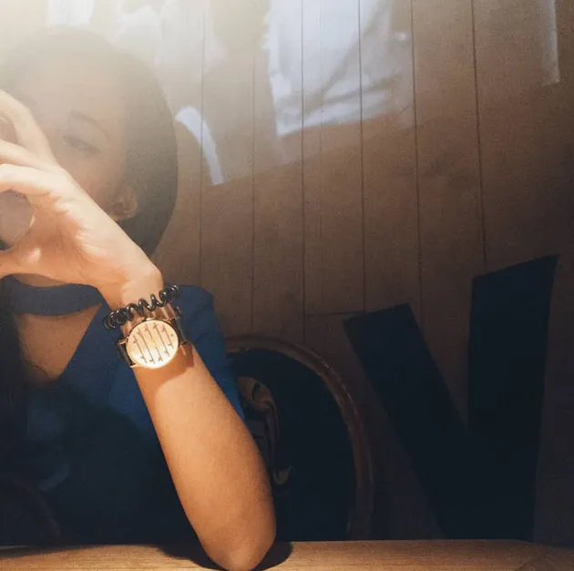 Liburan Isyana Sarasvati