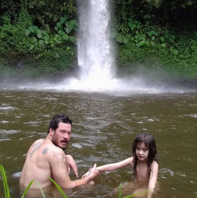 Liburan Zack Lee dan Anak Tanpa Nafa Urbach