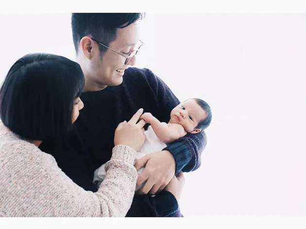 Baby Photoshoot Anak Putri Titian - Junior Liem