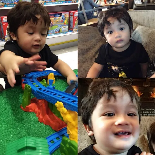 Anak Kembar Pengantin Jonathan Frizzy