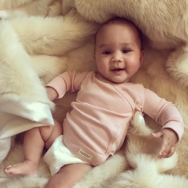 Baby Luna, Anak John Legend - Chrissy Teigen