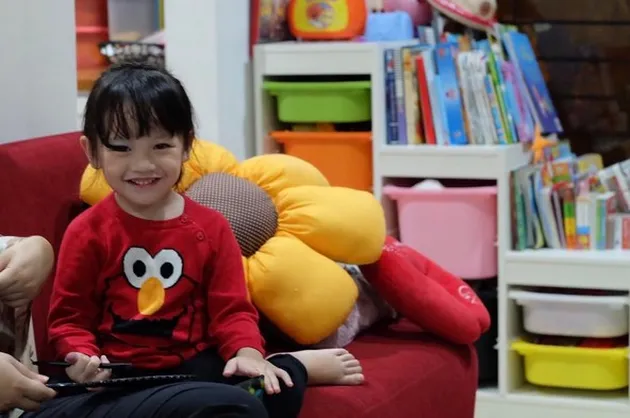 anak selebriti, anak artis, anak dian ayu, anak omesh