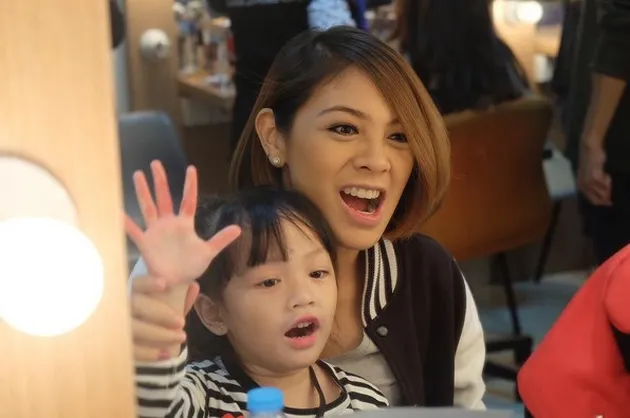 anak selebriti, anak artis, anak dian ayu, anak omesh