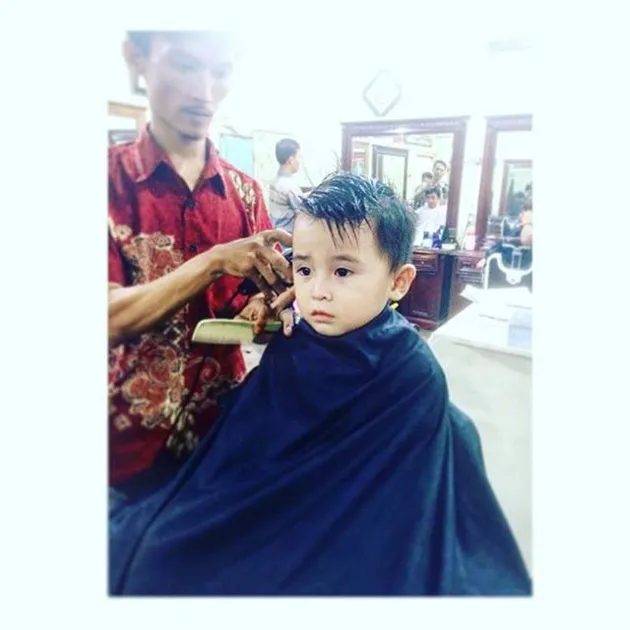 Ivander Haykal Anak Daus Mini
