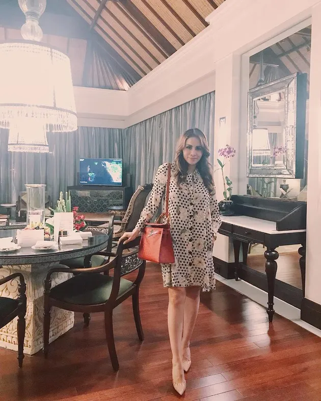 Momo Geisha Makin Sosialita