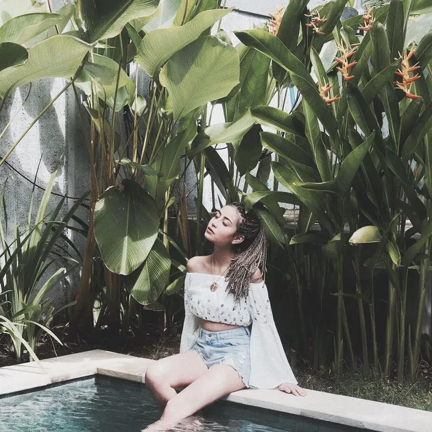 Foto Seksi Awkarin