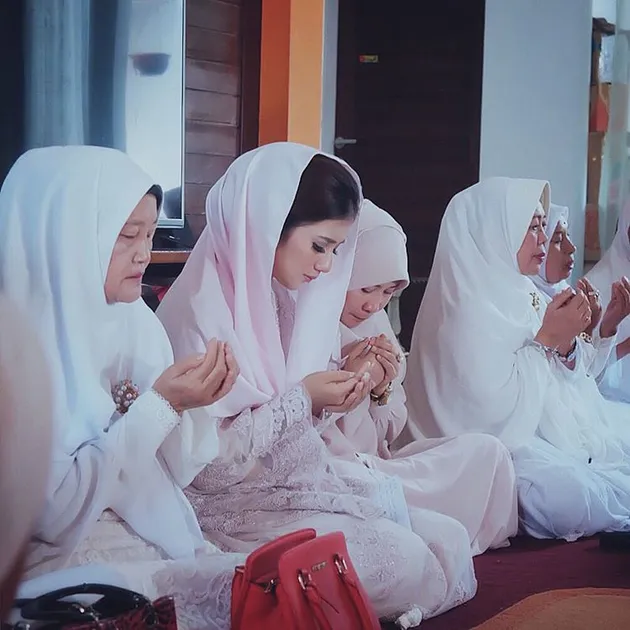 Fita Anggriani Nikah