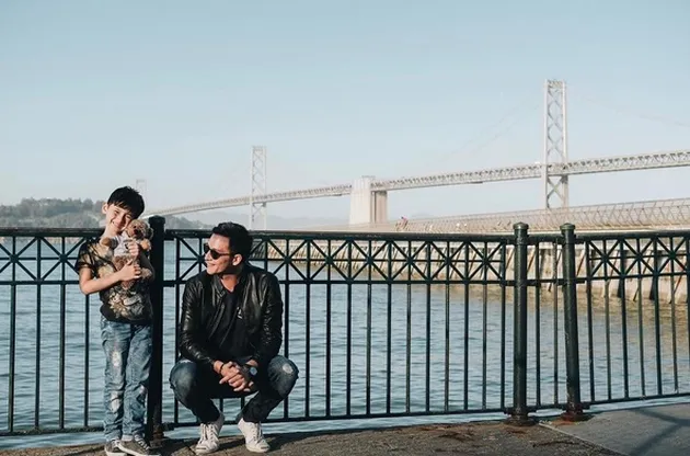 Mike Lewis dan Kenzou