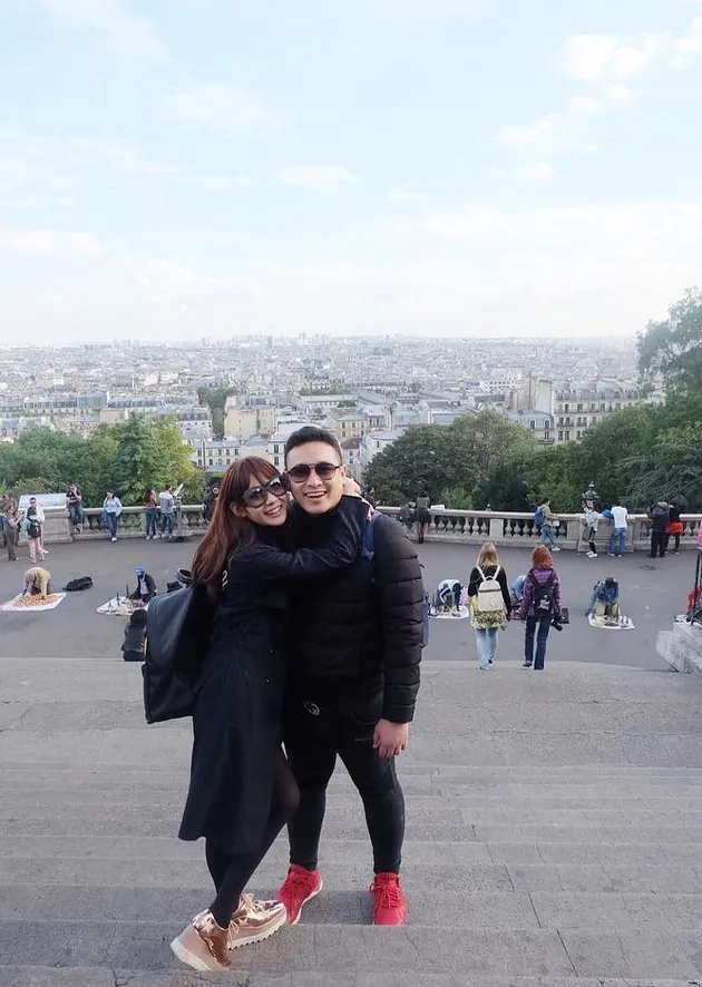 Bulan Madu Gilang Dirga