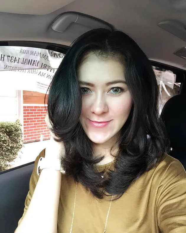 Bunga Niari Hidup Bahagia