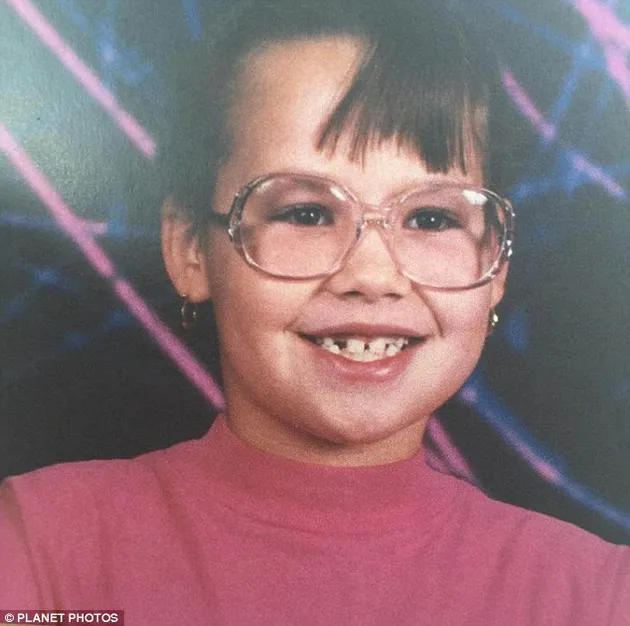 Foto Masa Kecil Seleb