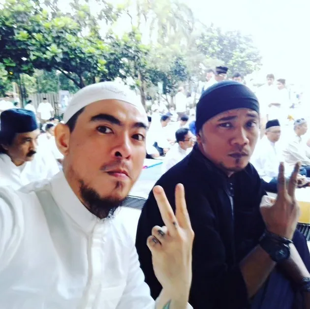 beery saint loco, berry saint loco, berry saint loco masuk islam