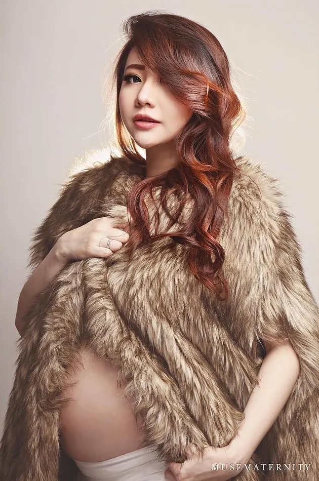 Maternity Shoot Ryn Eks Chibi