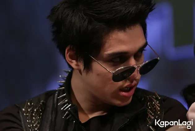 Maxime Bouttier - Prilly Latuconsina