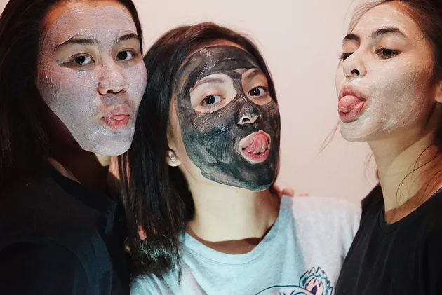 Aaliyah Massaid, Valerie Thomas &amp; Marsha Aruan