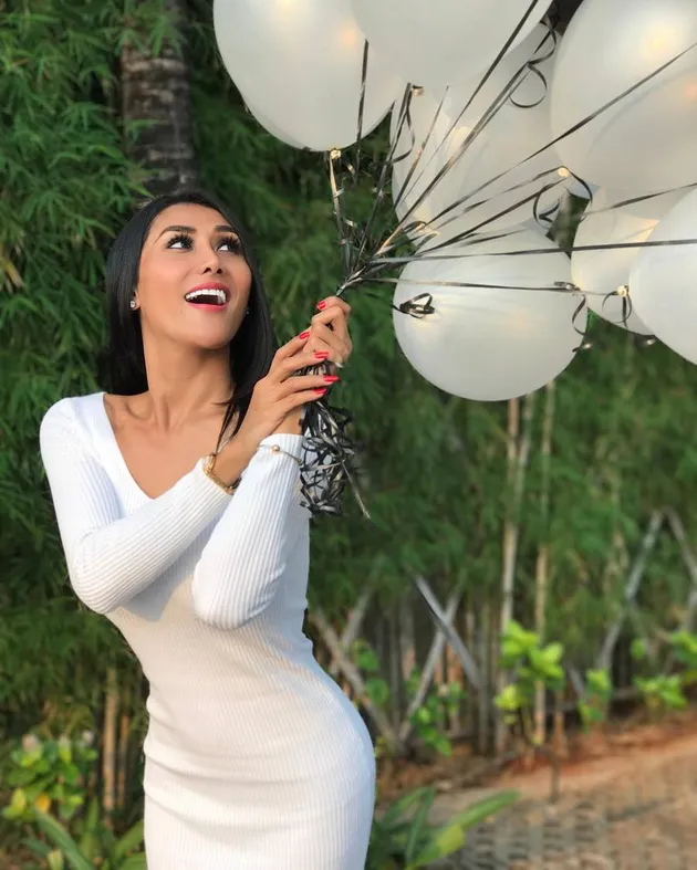 Melly Bradley, Transgender Sebar Video Lucinta Luna