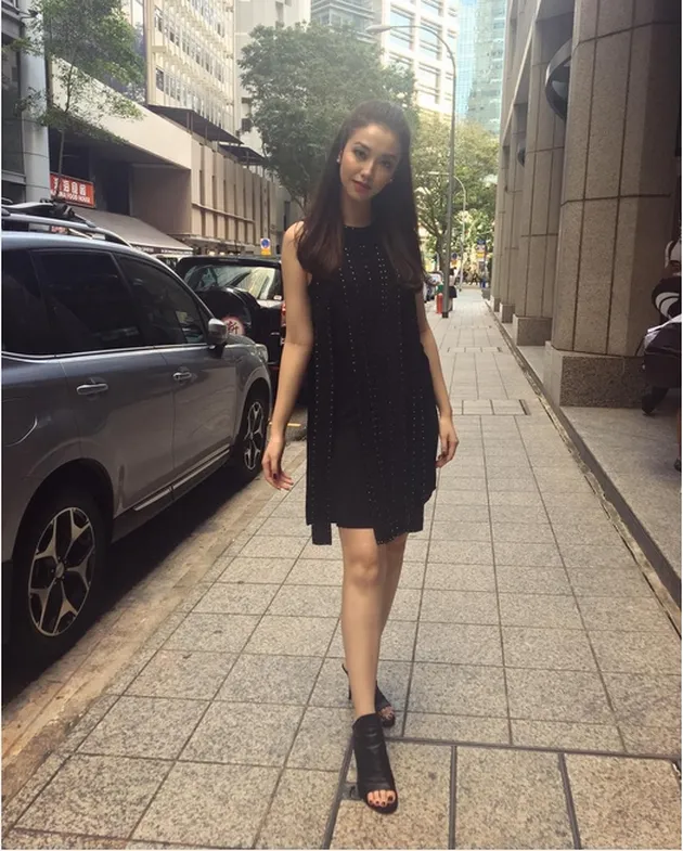 Fashion klasik dan elegan ala Velove Vexia