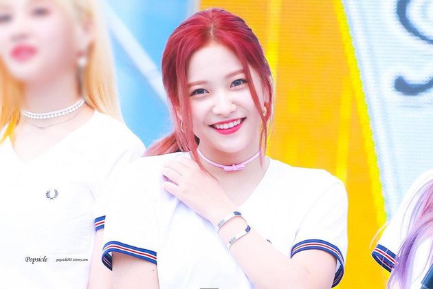 15 Rambut  Pendek Yeri Red Velvet Terkini 