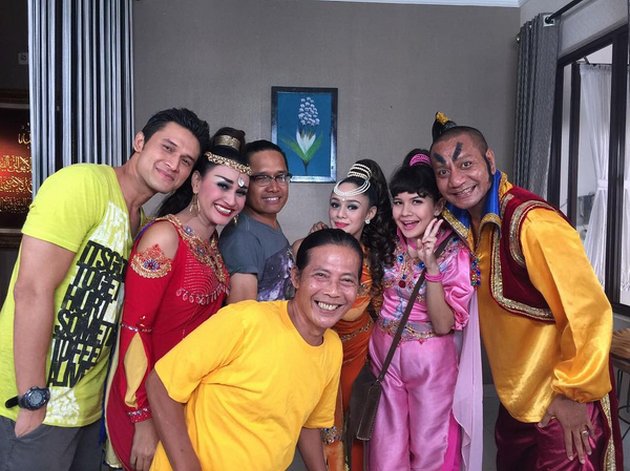 FOTO: MENGHARUKAN, 'JINNY OH JINNY' BERHASIL DATANGKAN PAK ...