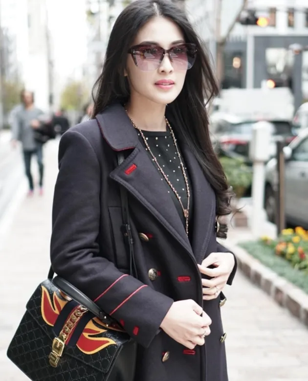 Sandra Dewi 