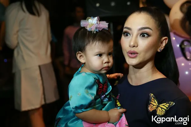 Ulang Tahun Cattleya, Putri Ririn Ekawati