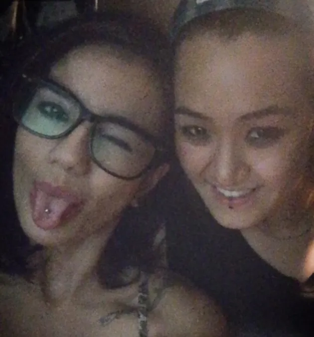 Sheila Marcia dan sahabat