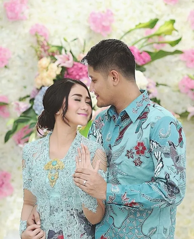 Ryana Dea - Puadin Redi 