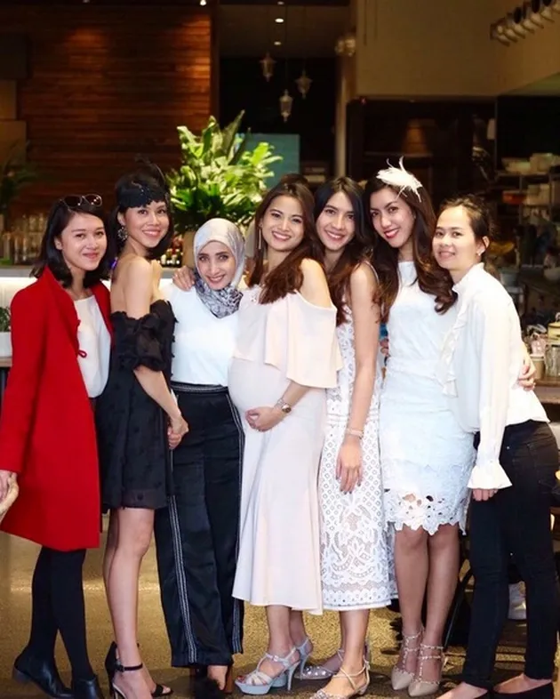 Baby Shower Acha Septriasa