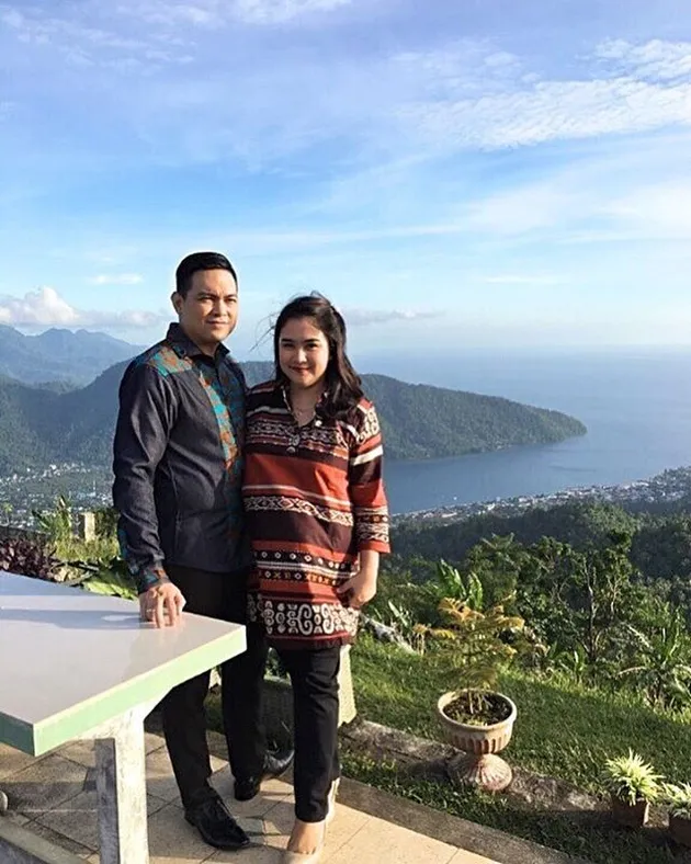 Donny Sibarani &amp; Istri