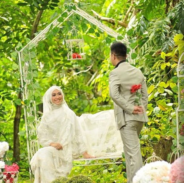  FOTO MESRA POST WEDDING OKI SETIANA DEWI ORY V SYARIAH 