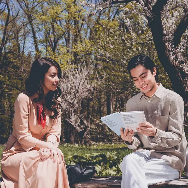 velove vexia adipati hujan di bulan juni