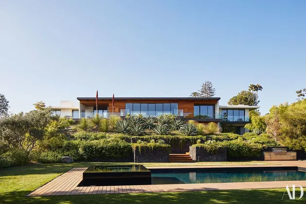 Rumah Mewah Jennifer Aniston