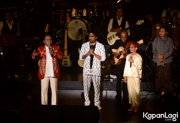 Konser Tanda Mata Glenn Fredly Untuk Ruth Sahanaya