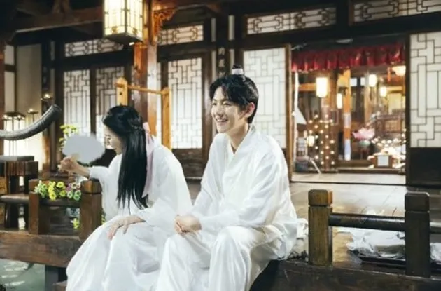 Baekyun Z.Hera Kiss scene