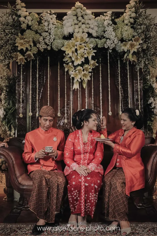 Kahiyang Ayu &amp; Bobby Nasution - Jokowi