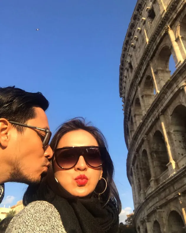 Darius Sinathrya & Donna Agnesia