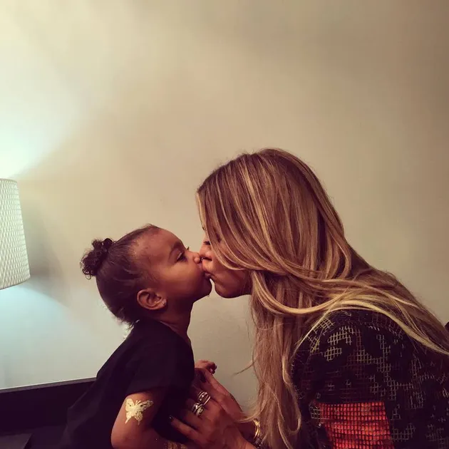 Khloe Kardashian &amp; Keponakannya