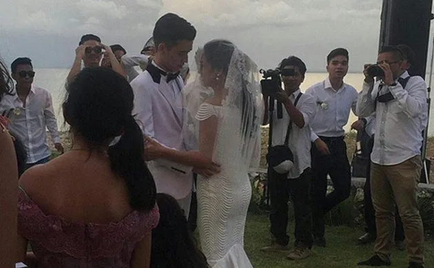 Stefan &amp; Celine Menikah