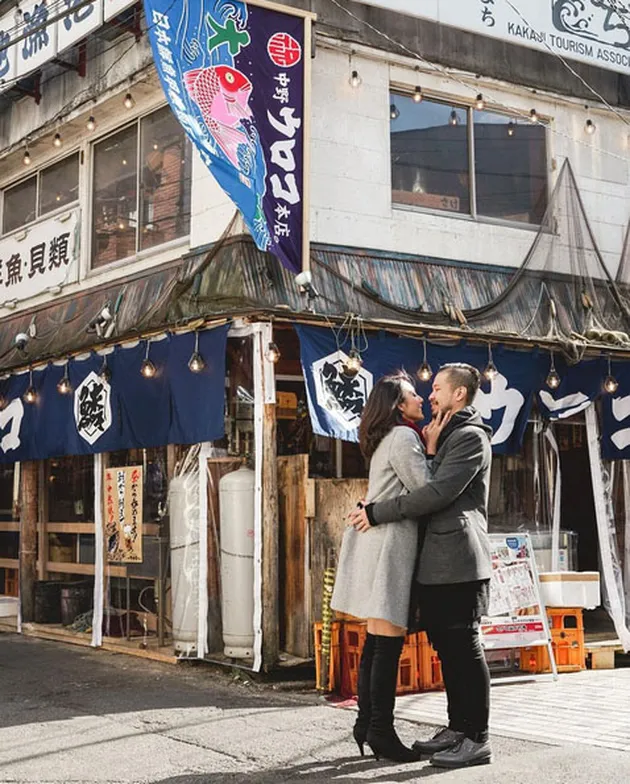 FOTO: Momen Mesra Tyas Mirasih - Kekasih di Nakano City, Jepang