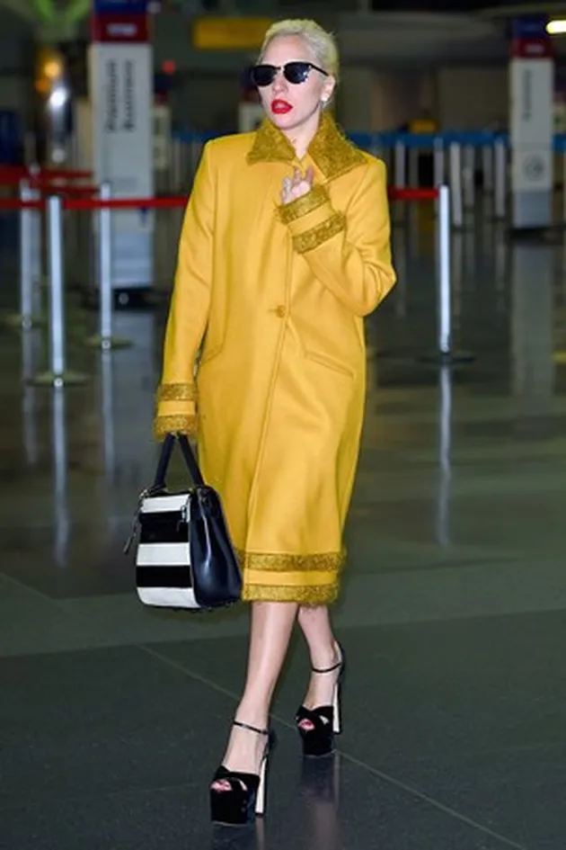 Fashion Artis di Bandara
