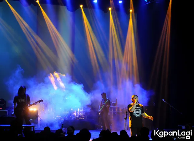 Setelahnya, Musikimia secara bergantian membawakan hits-hits seperti 'Taman Sari' dan 'Begitu Indah'.
