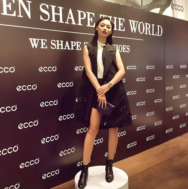 Women Shape The World