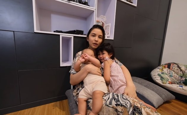 Foto Nastusha Cries Seeing Her Mommy Sick in the TV Series 'Buku Harian Nayla', Chelsea Olivia 'Scolds' Glenn Alinskie