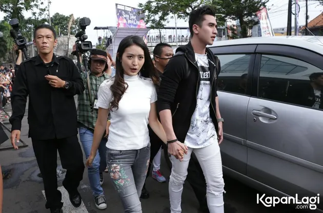 Natasha Wilona dan Verrell Bramasta