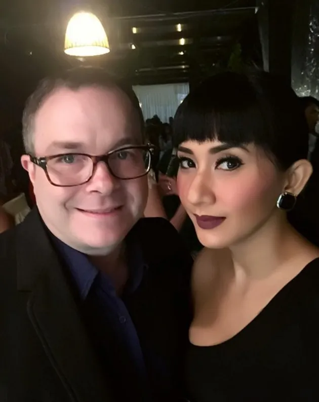 Nathan, Anak Bule Cut Memey