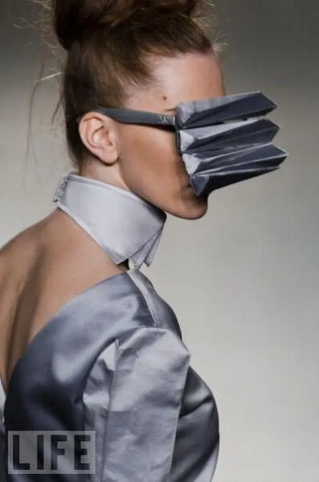 fashion unik, fashion aneh, fashion absurd, baju aneh