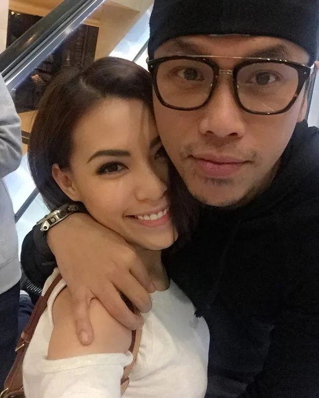 Sammy Simorangkir-Viviane Makin Lengket