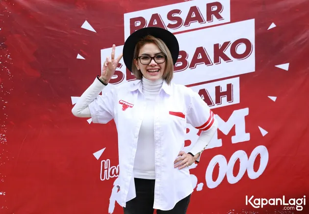 Nikita Mirzani - Ridho Rhoma